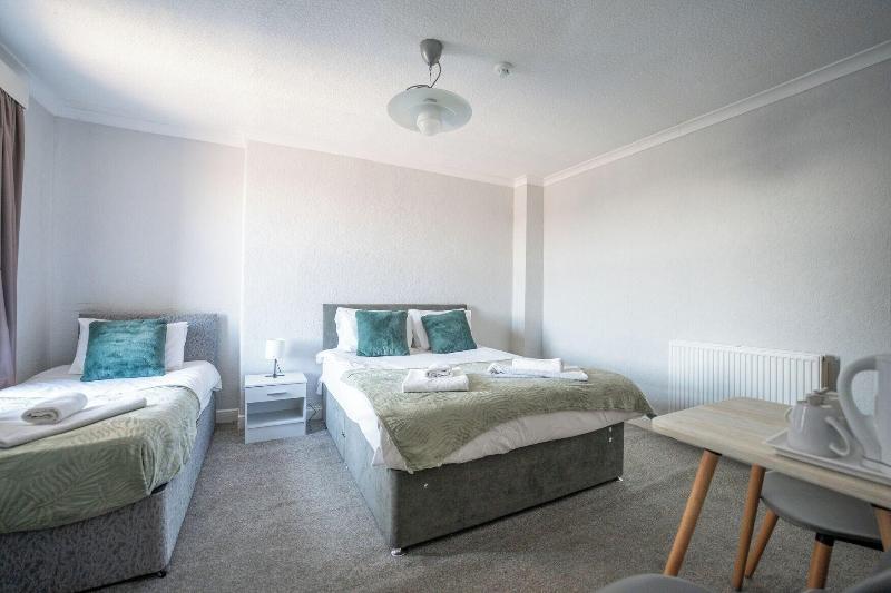 The Clifton Hotel image