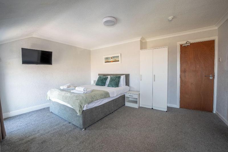 The Clifton Hotel image