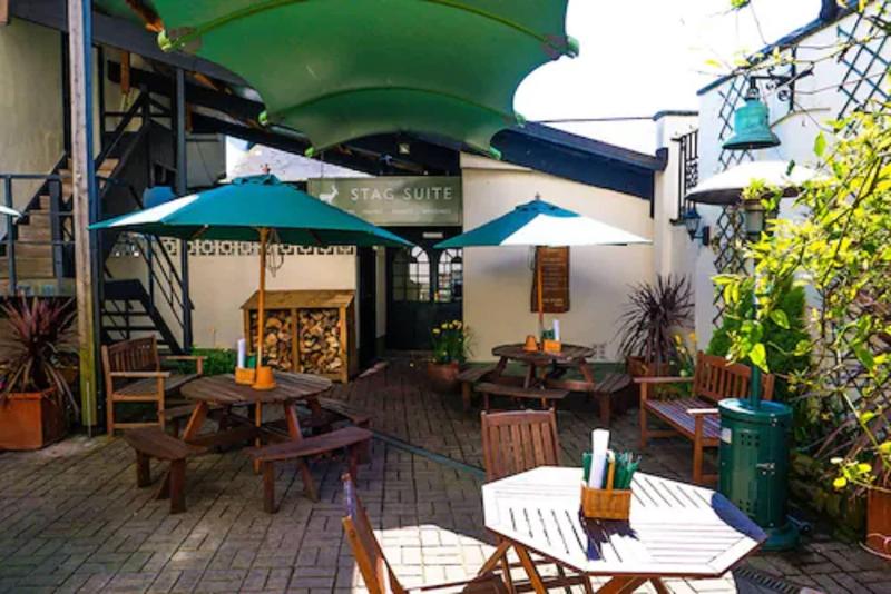 The White Hart Hotel image