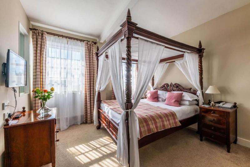 The White Hart Hotel image