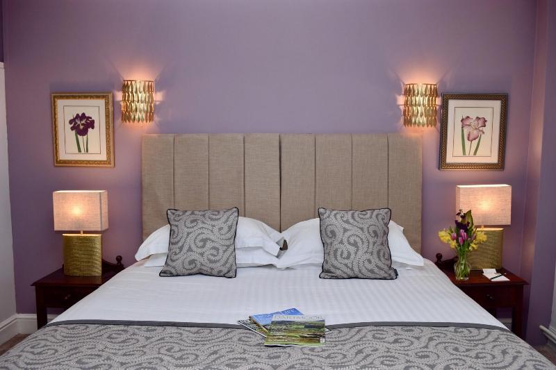 The White Hart Hotel image