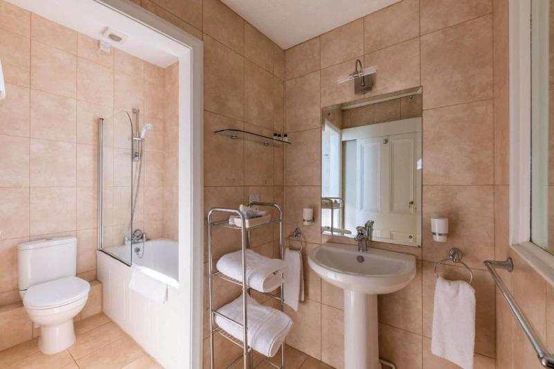 The White Hart Hotel image