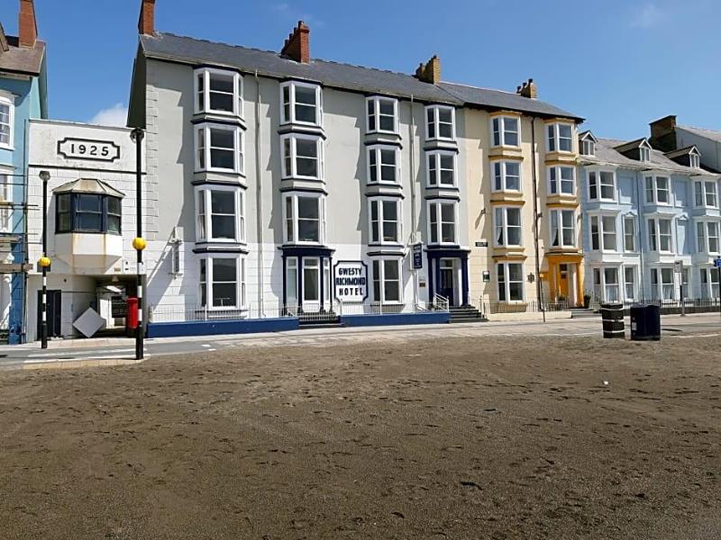 Richmond Hotel image