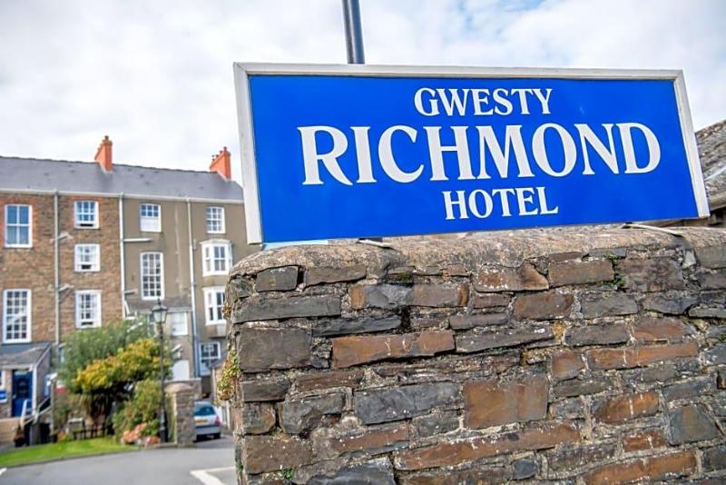 Richmond Hotel image