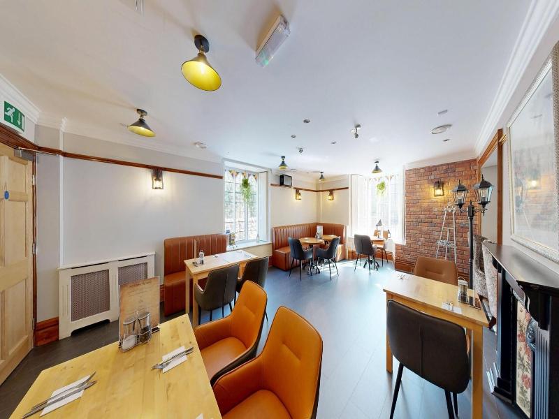 High Tor Hotel image