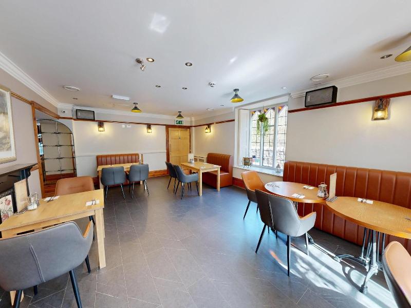 High Tor Hotel image