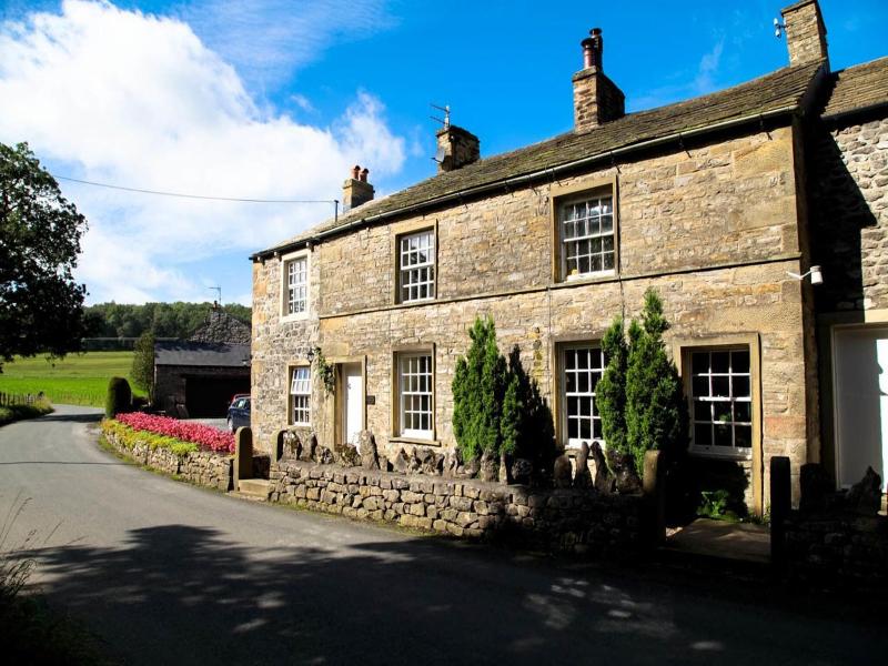 Green Grove Country House image