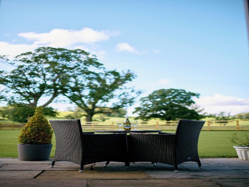Green Grove Country House image