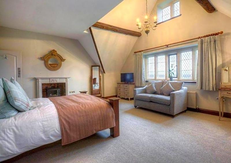 Weston Hall image