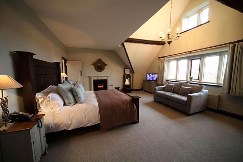 Weston Hall image
