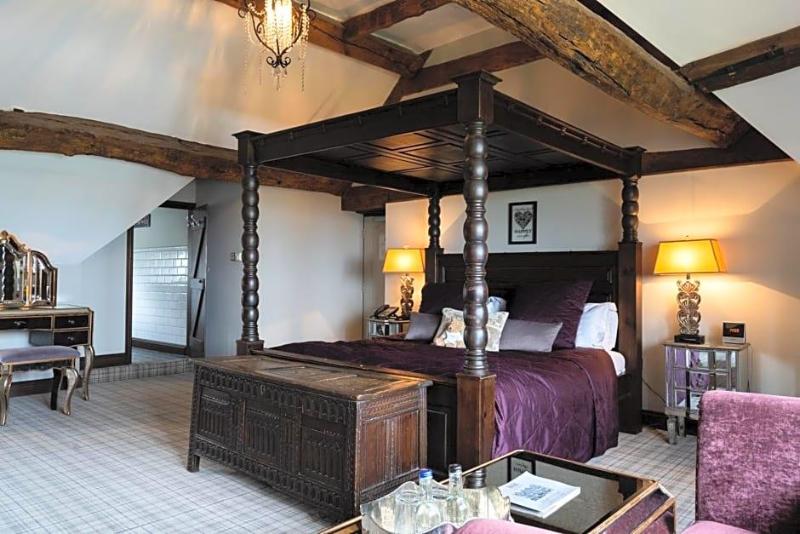 Weston Hall image