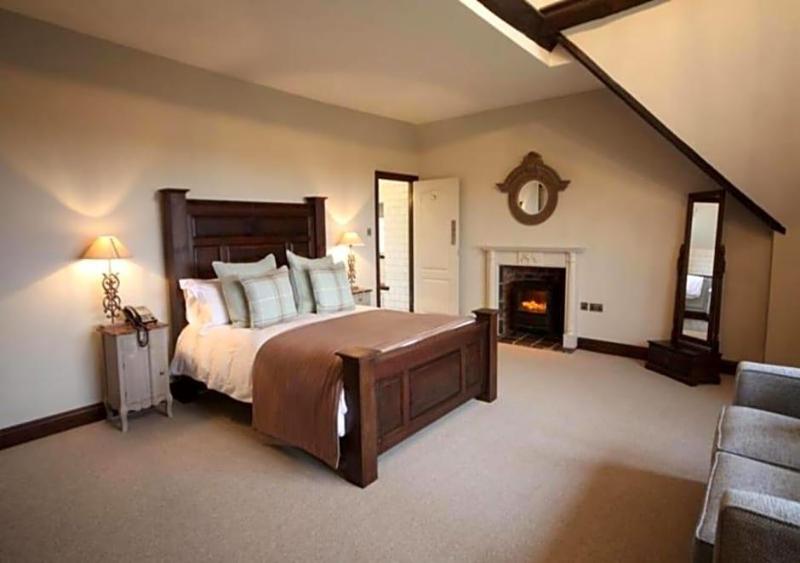 Weston Hall image