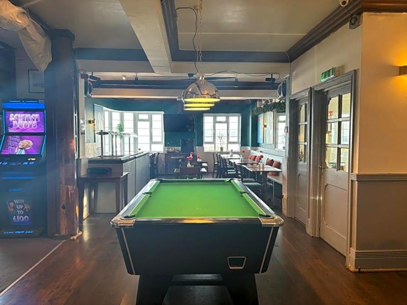 The Yacht Inn