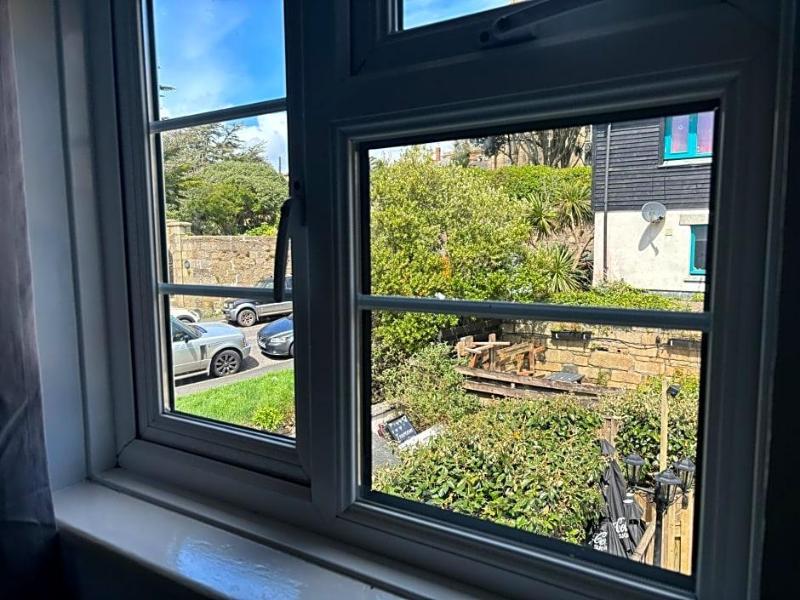 The Yacht Inn