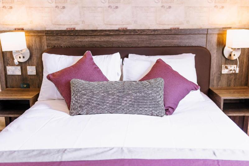 The Bull Hotel image
