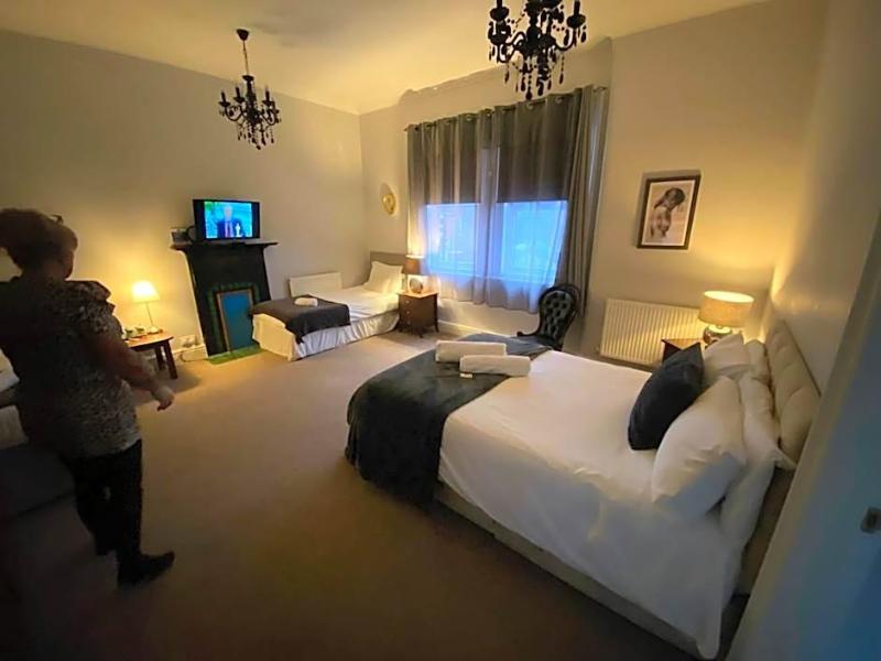 St Andrews House Hotel image
