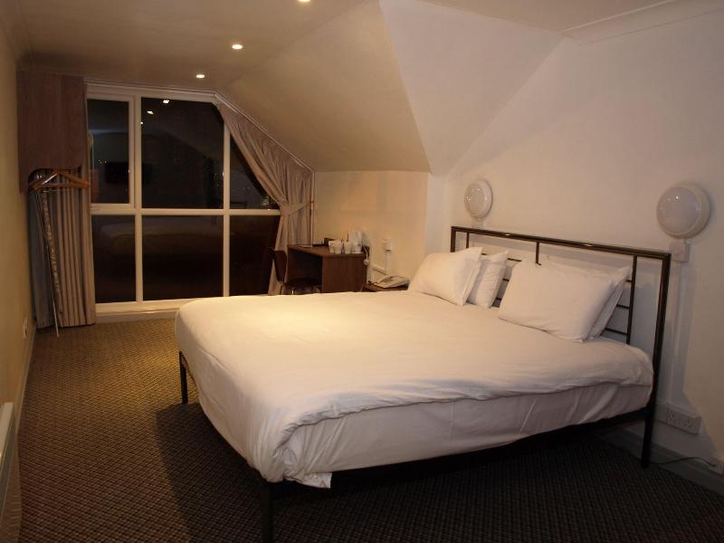 247Hotel.com image