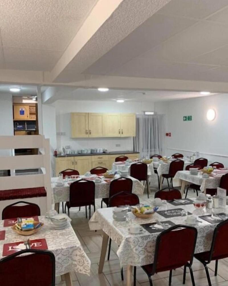 Danescourt Lodge image