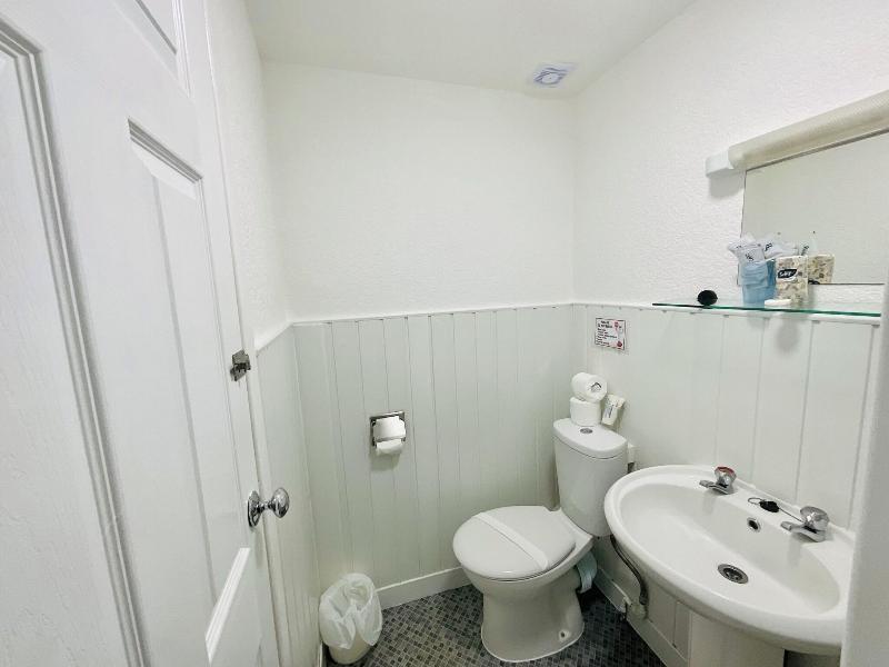 Danescourt Lodge image