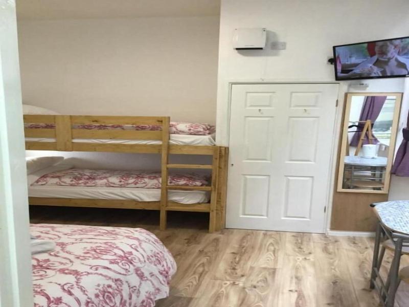 Danescourt Lodge image