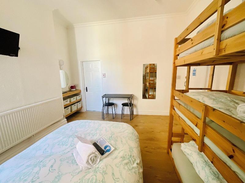 Danescourt Lodge image