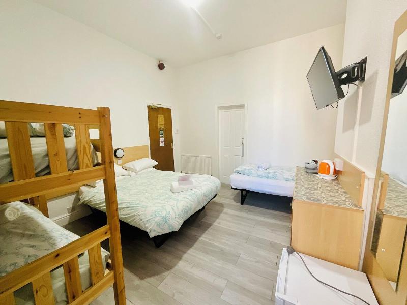 Danescourt Lodge image