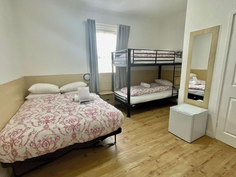 Danescourt Lodge image