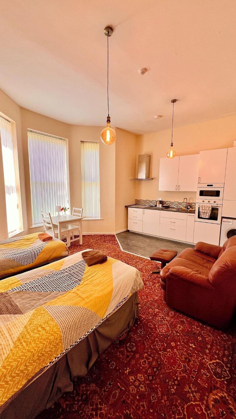 Castle Lodge Guest House image