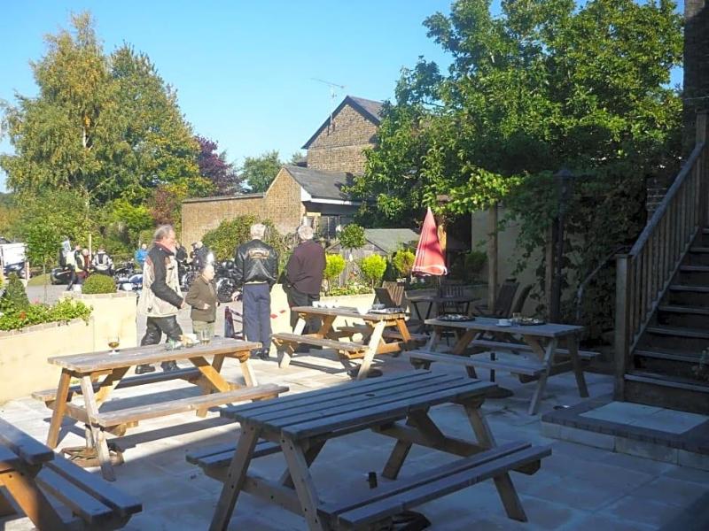 The Darnley Arms image