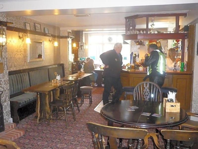 The Darnley Arms image
