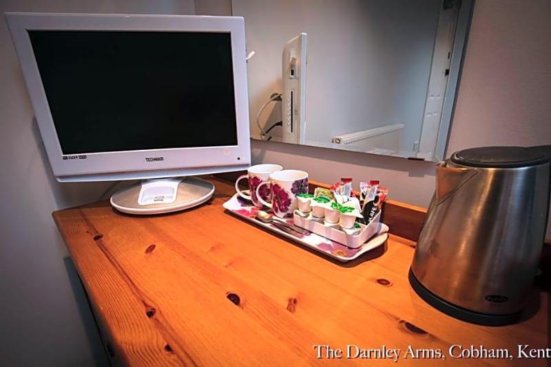 The Darnley Arms image