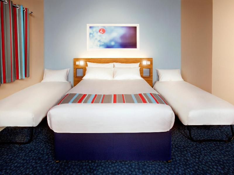 Travelodge Bristol Mitchell Lane image