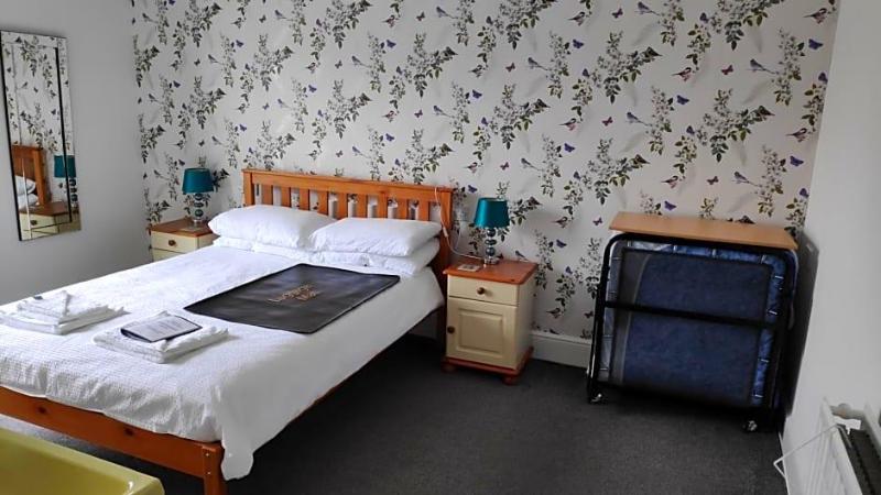 Elnor Guest House    image
