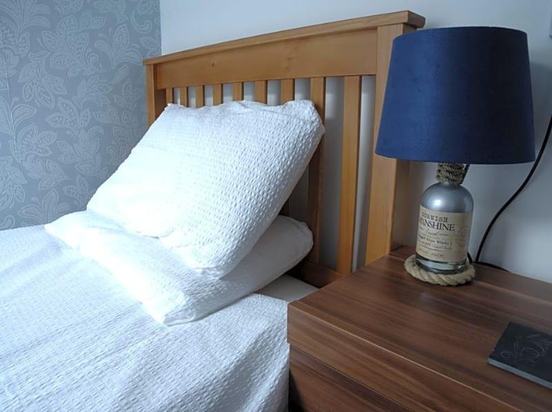 Elnor Guest House    image