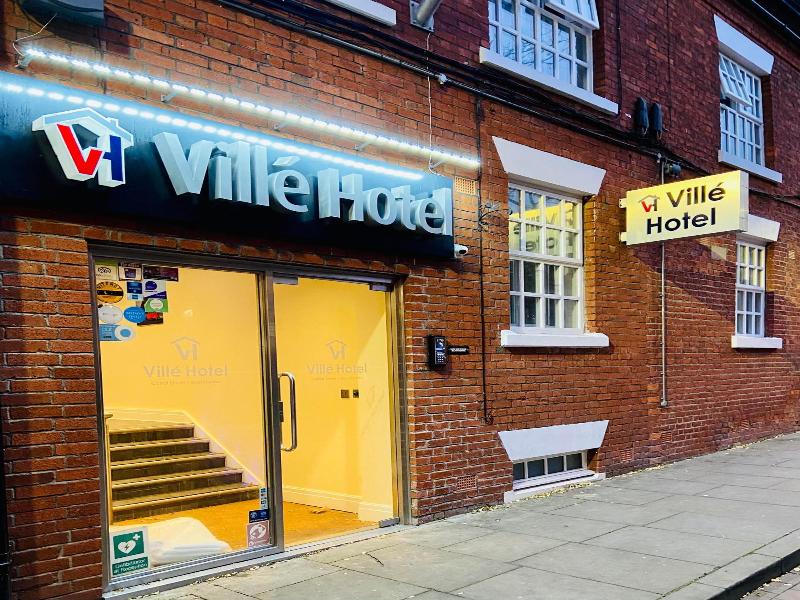 Le Ville Hotel image