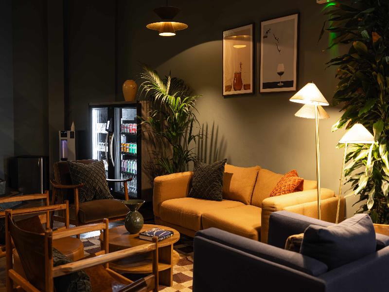 Cove - Minshull Street, Piccadilly image
