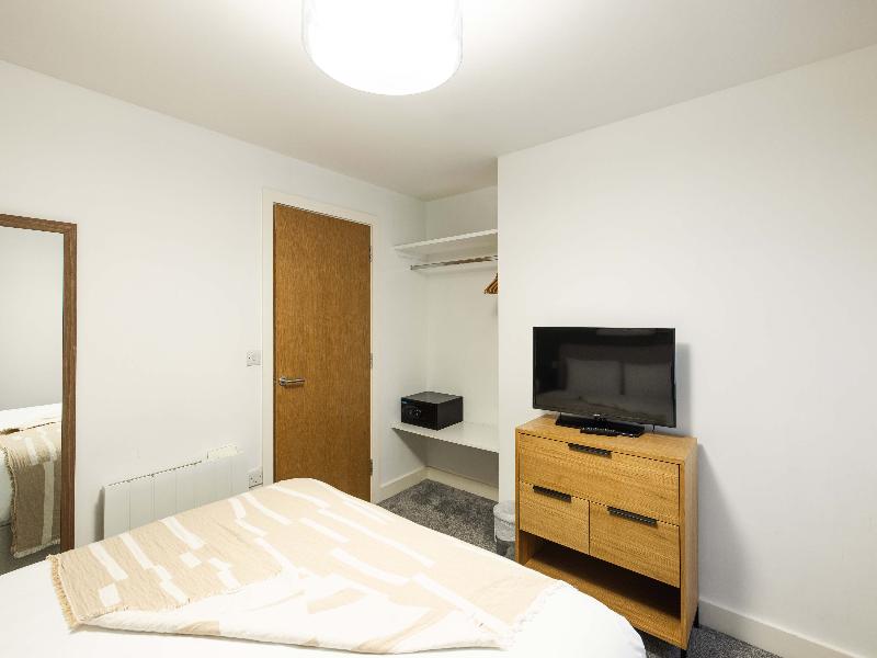 Cove - Minshull Street, Piccadilly image