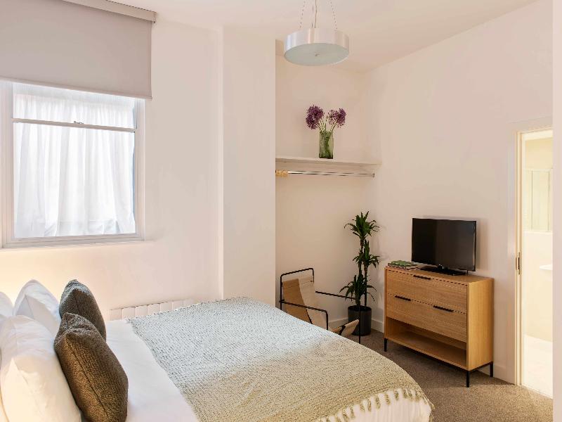 Cove - Minshull Street, Piccadilly image