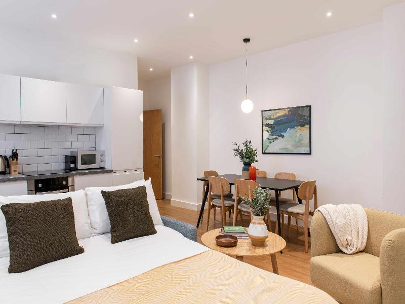 Cove - Minshull Street, Piccadilly image