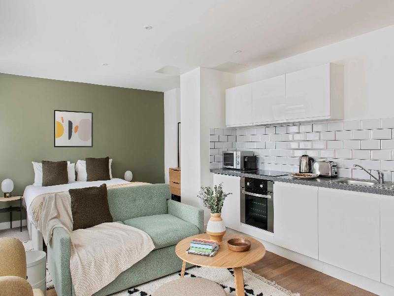 Cove - Minshull Street, Piccadilly image