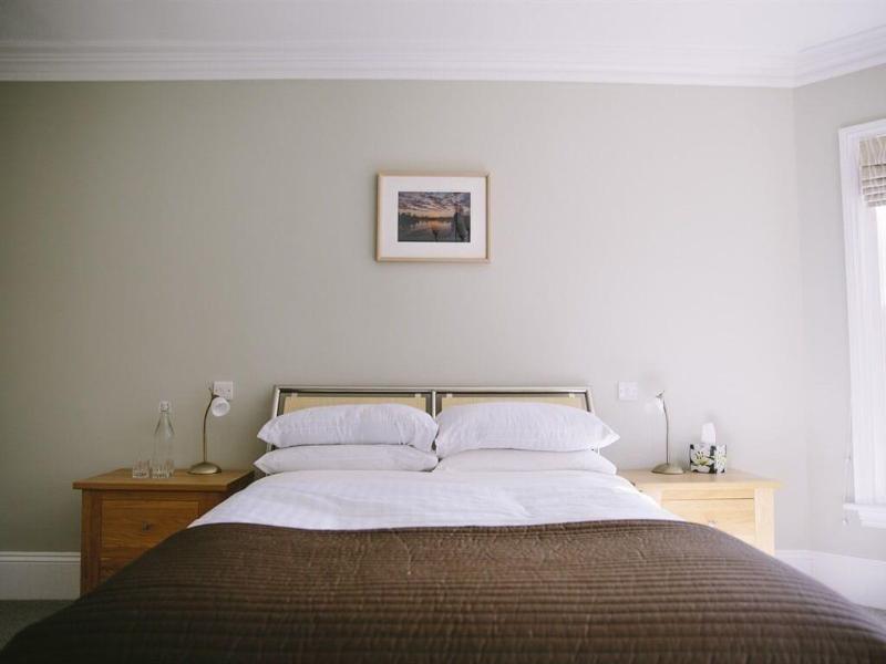Bridstow Guest House image