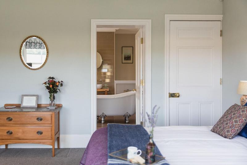 Bridstow Guest House image
