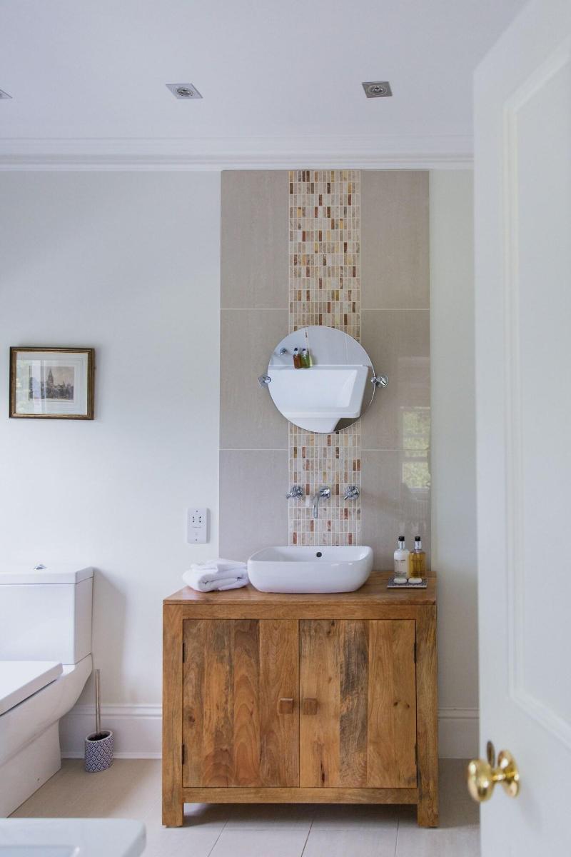 Bridstow Guest House image