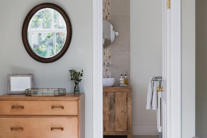 Bridstow Guest House image