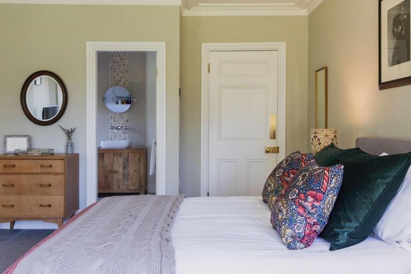 Bridstow Guest House image
