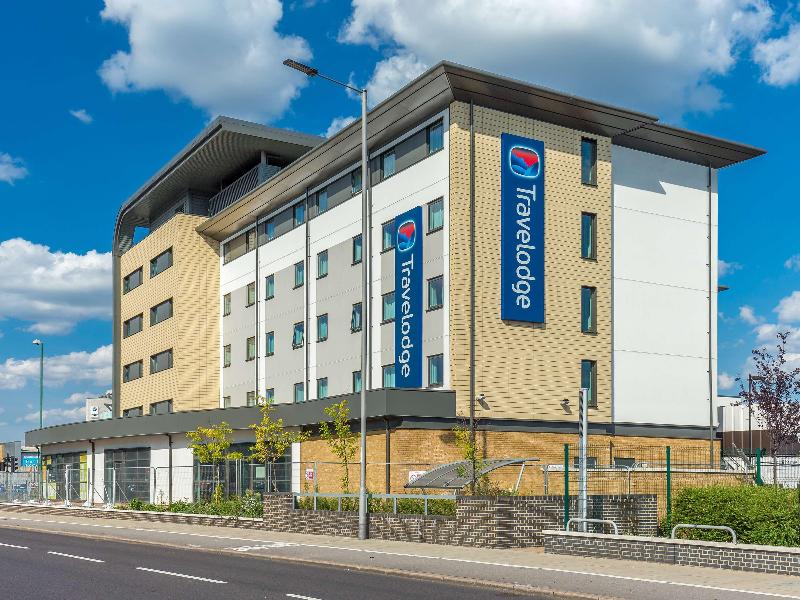 Travelodge London Enfield, Enfield