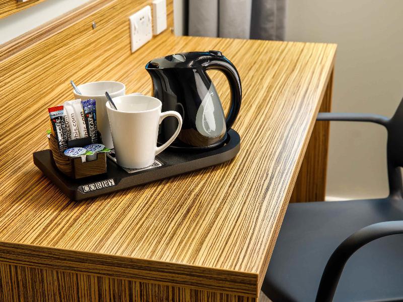 ibis budget London Heathrow Central image