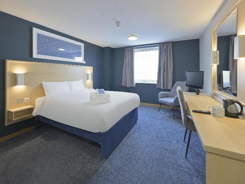 Travelodge London Ilford image