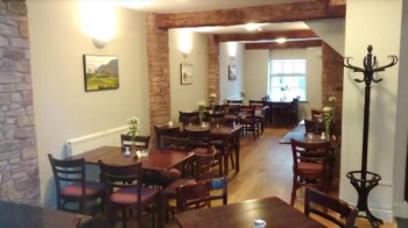 Dragon Inn image