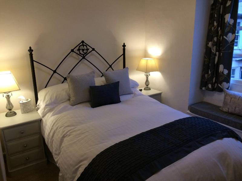 Dragon Inn image